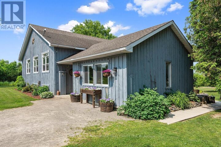Property Photo:  541 Pioneer Road  ON K0G 1N0 
