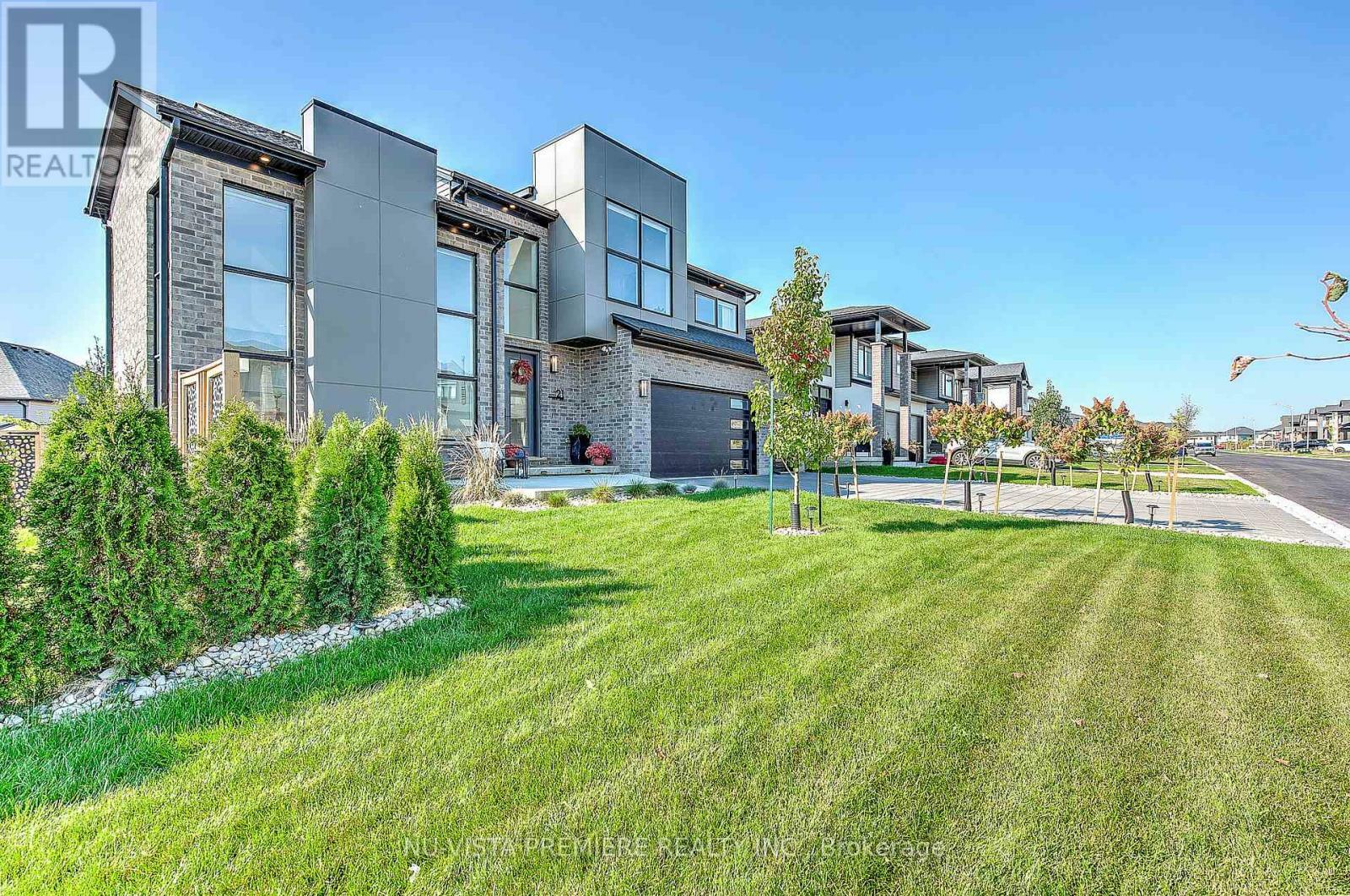 Property Photo: 21 Locky Lane ON N0L 1R0