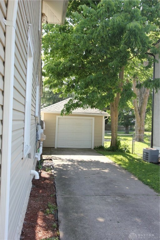Property Photo: 530 Pennsylvania Avenue OH 45373