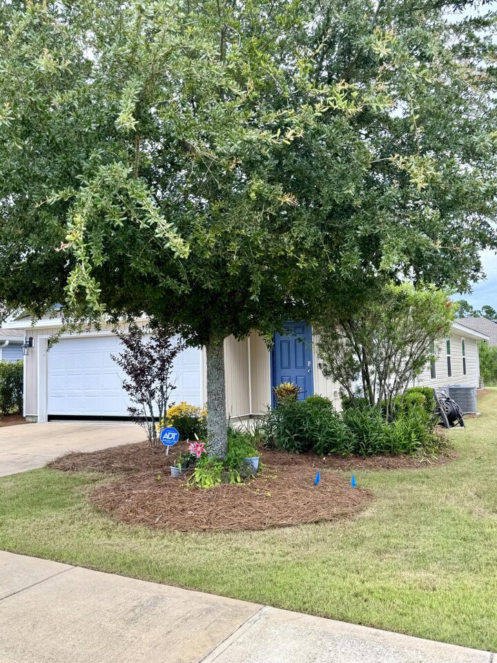 Property Photo:  629 Earl Godwin Road  FL 32439 