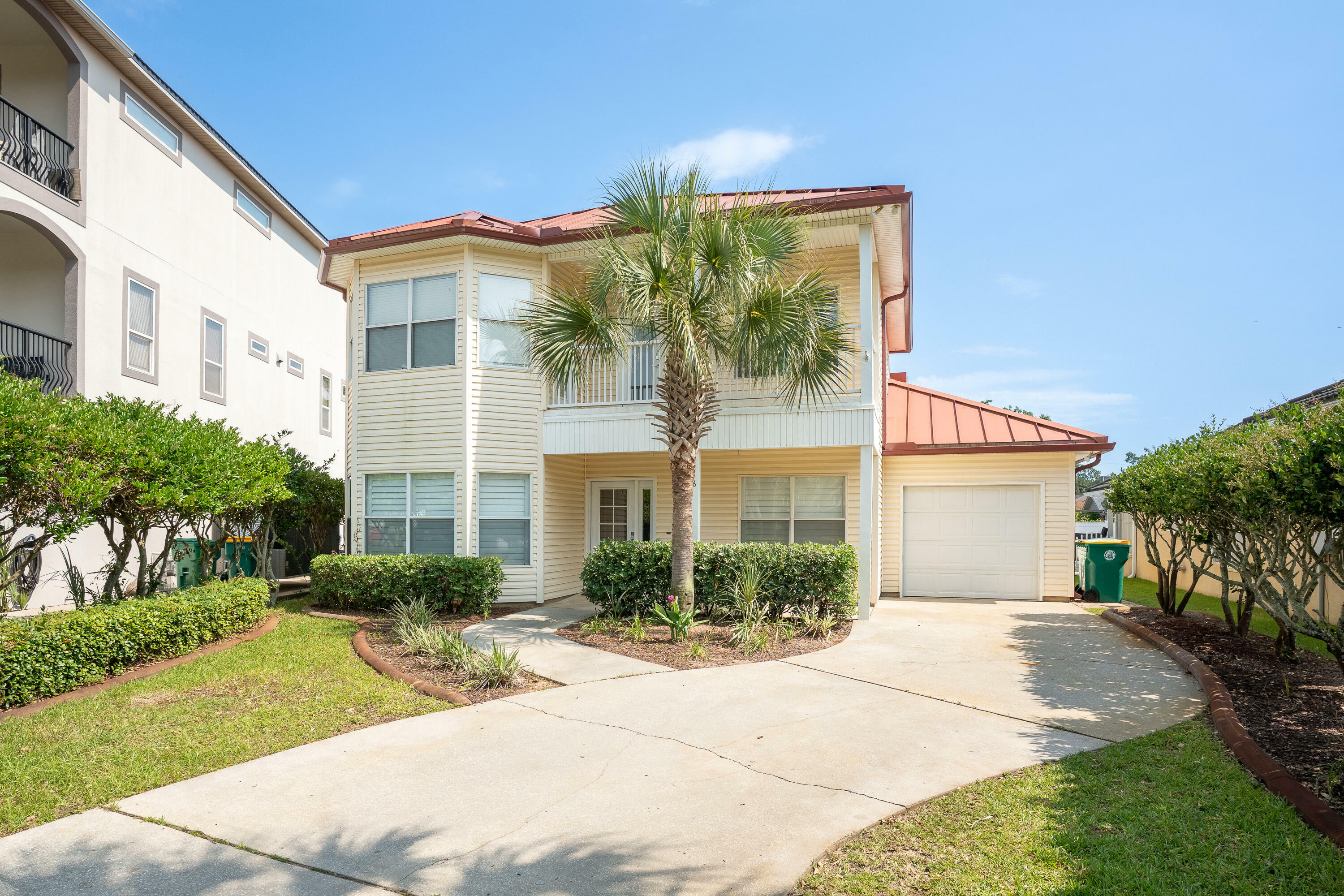 Property Photo: 2388 Palm Harbor Drive FL 32547
