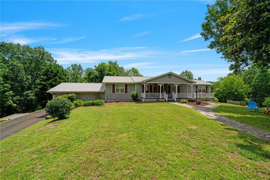Property Photo: 404 Davis Road W GA 30139