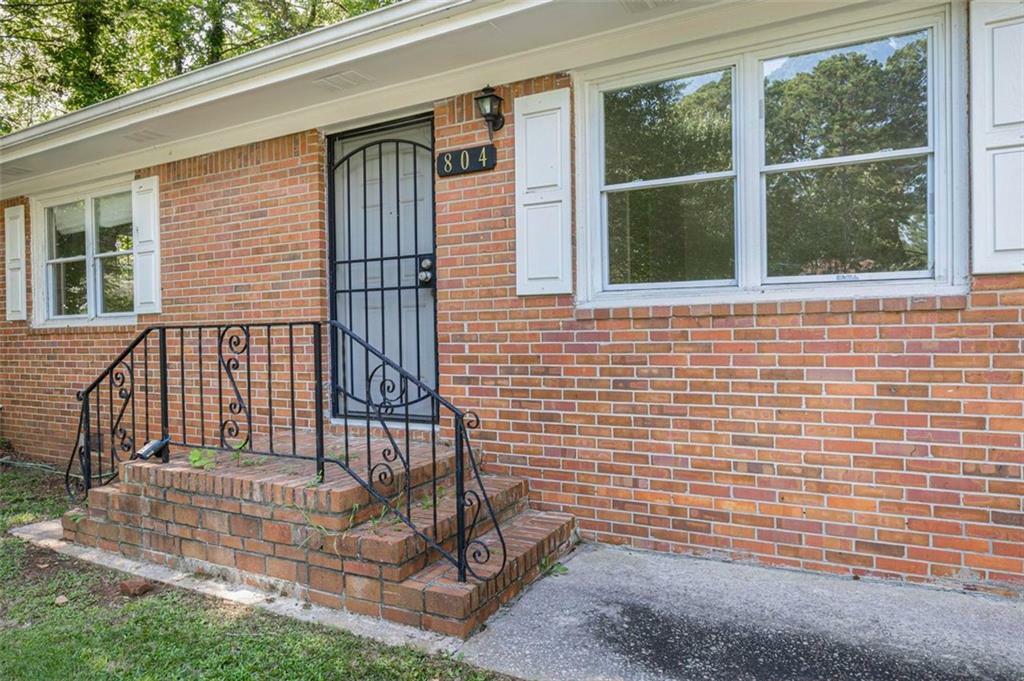 Property Photo: 804 Brookdale Drive SW GA 30315