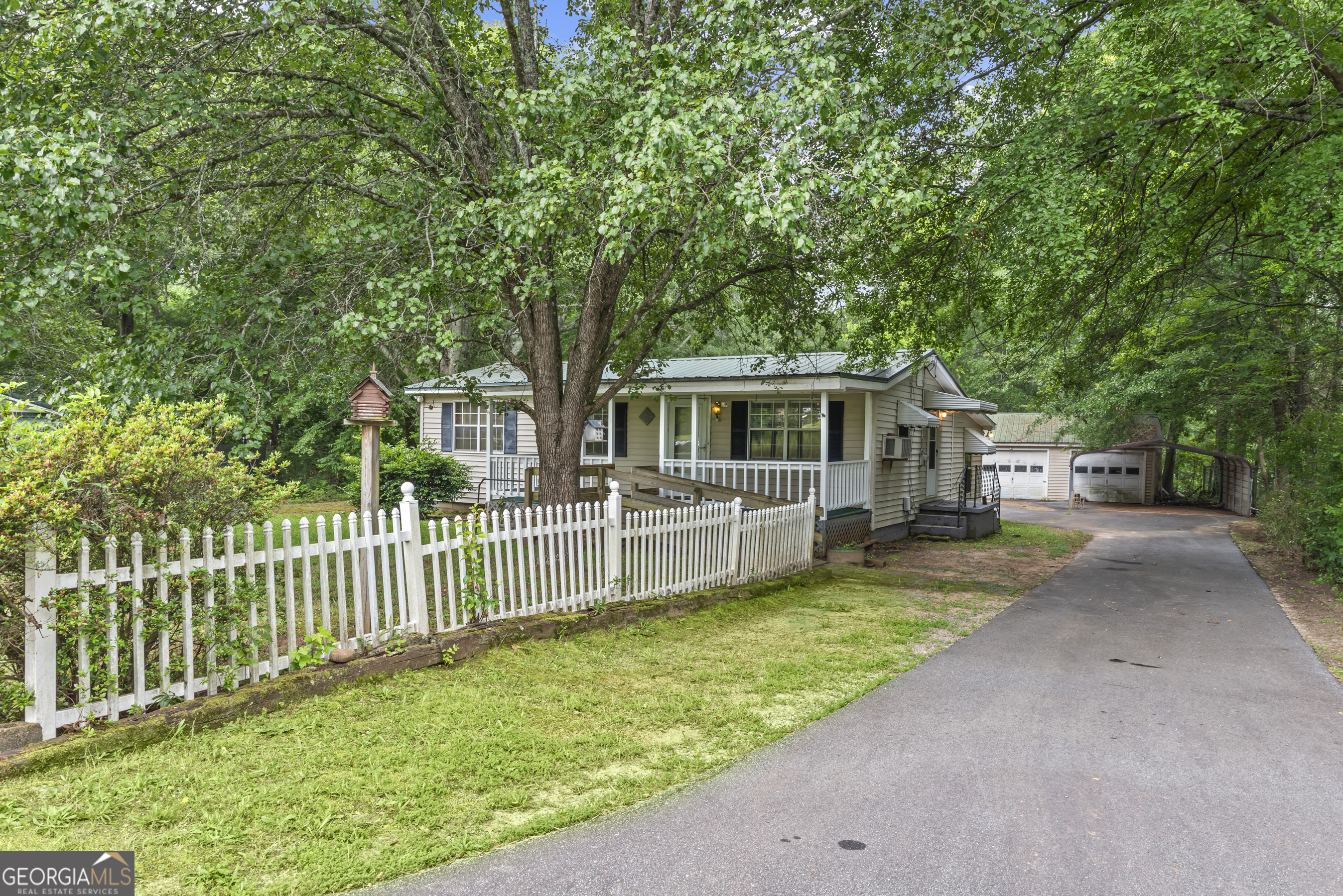Property Photo:  49 Nancy Drive  GA 30677 