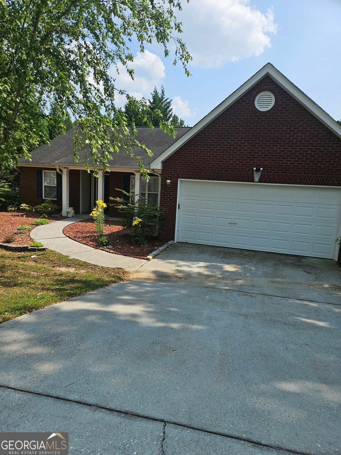 Property Photo: 844 Langley View Court GA 30052