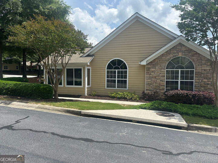 Property Photo: 2191 SW Rockbridge Road 2603 GA 30087