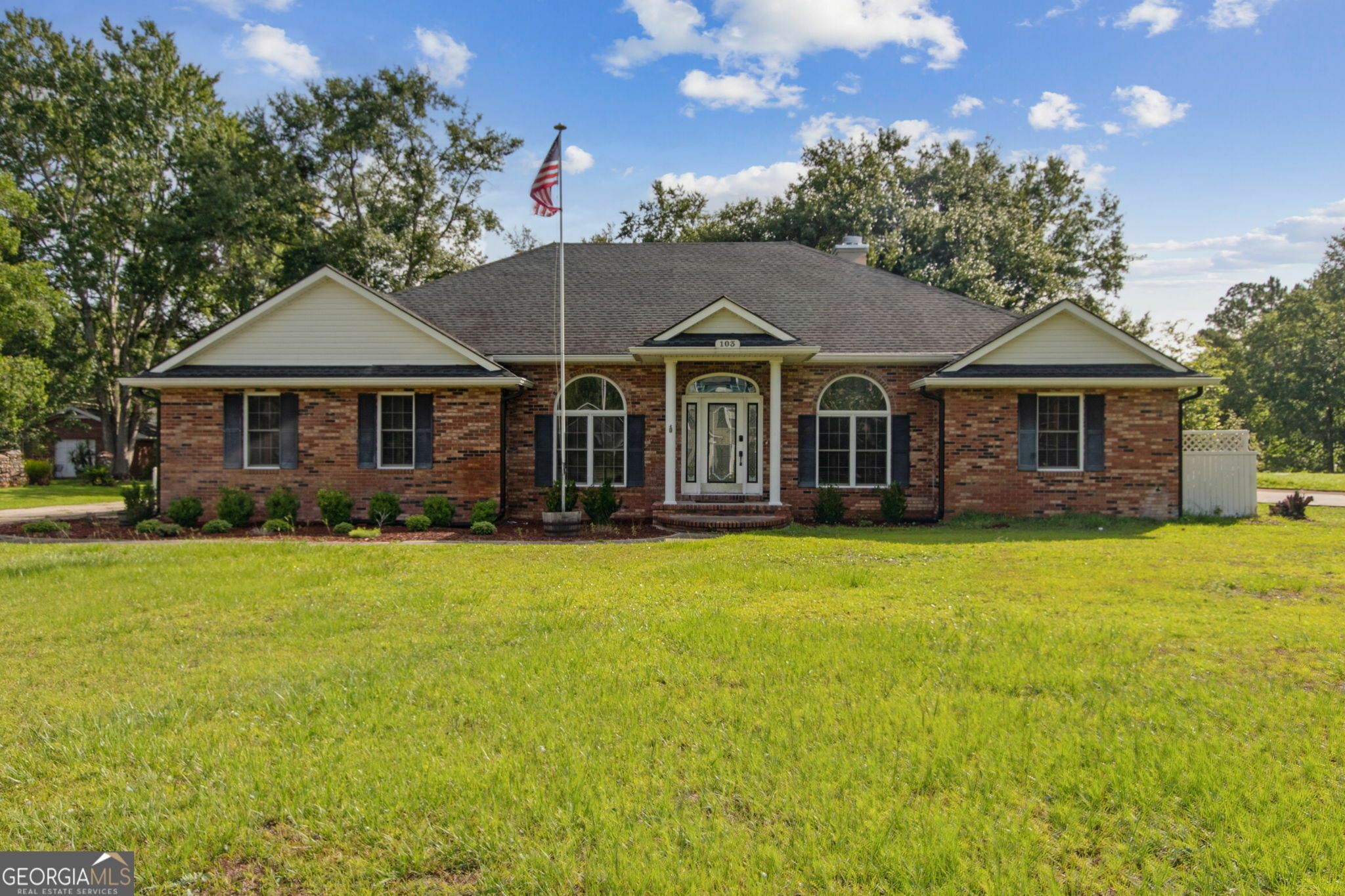 Property Photo: 103 Longwood Road GA 31558
