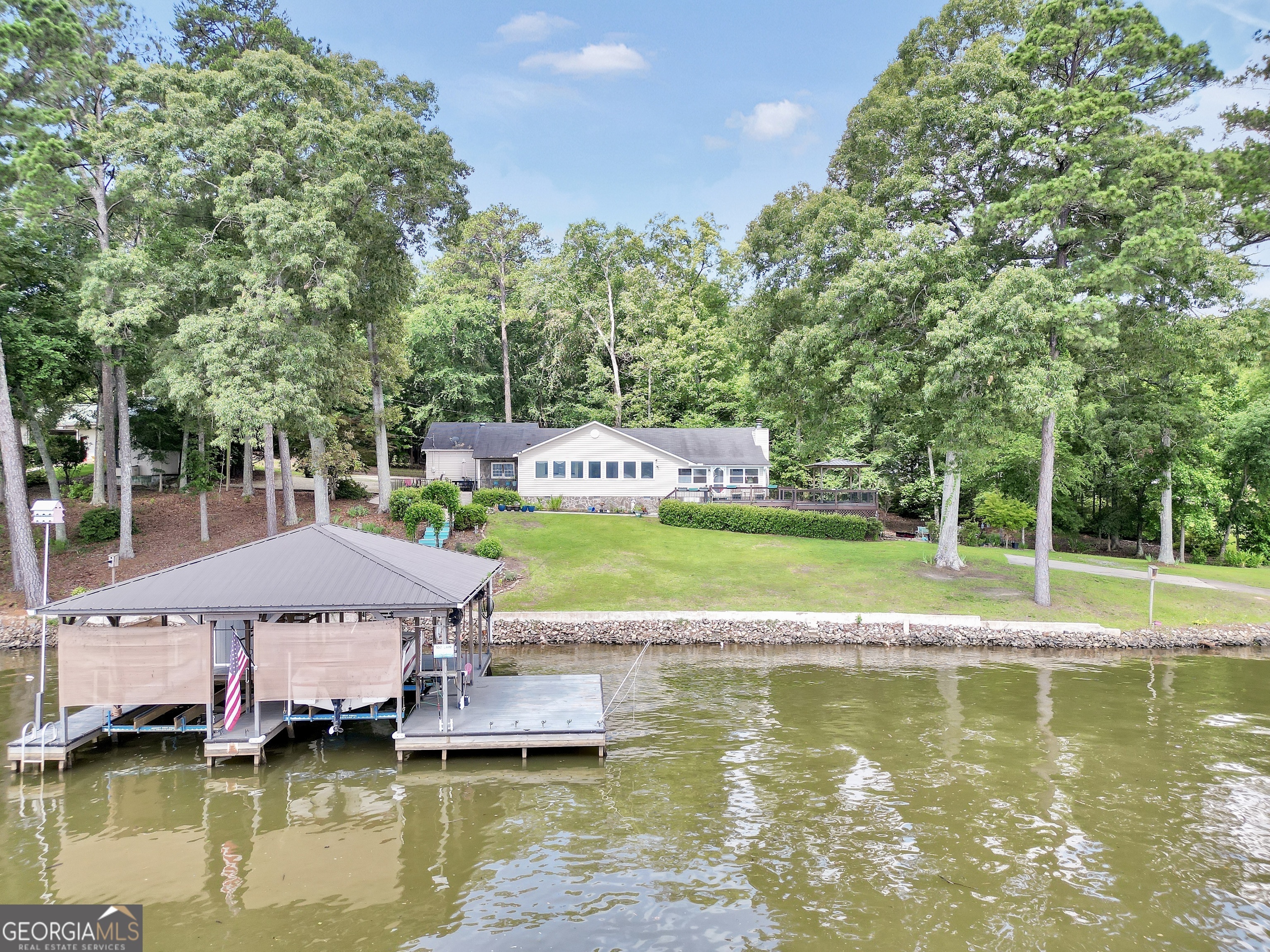 172 B Hummingbird Lane  Jackson GA 30233 photo