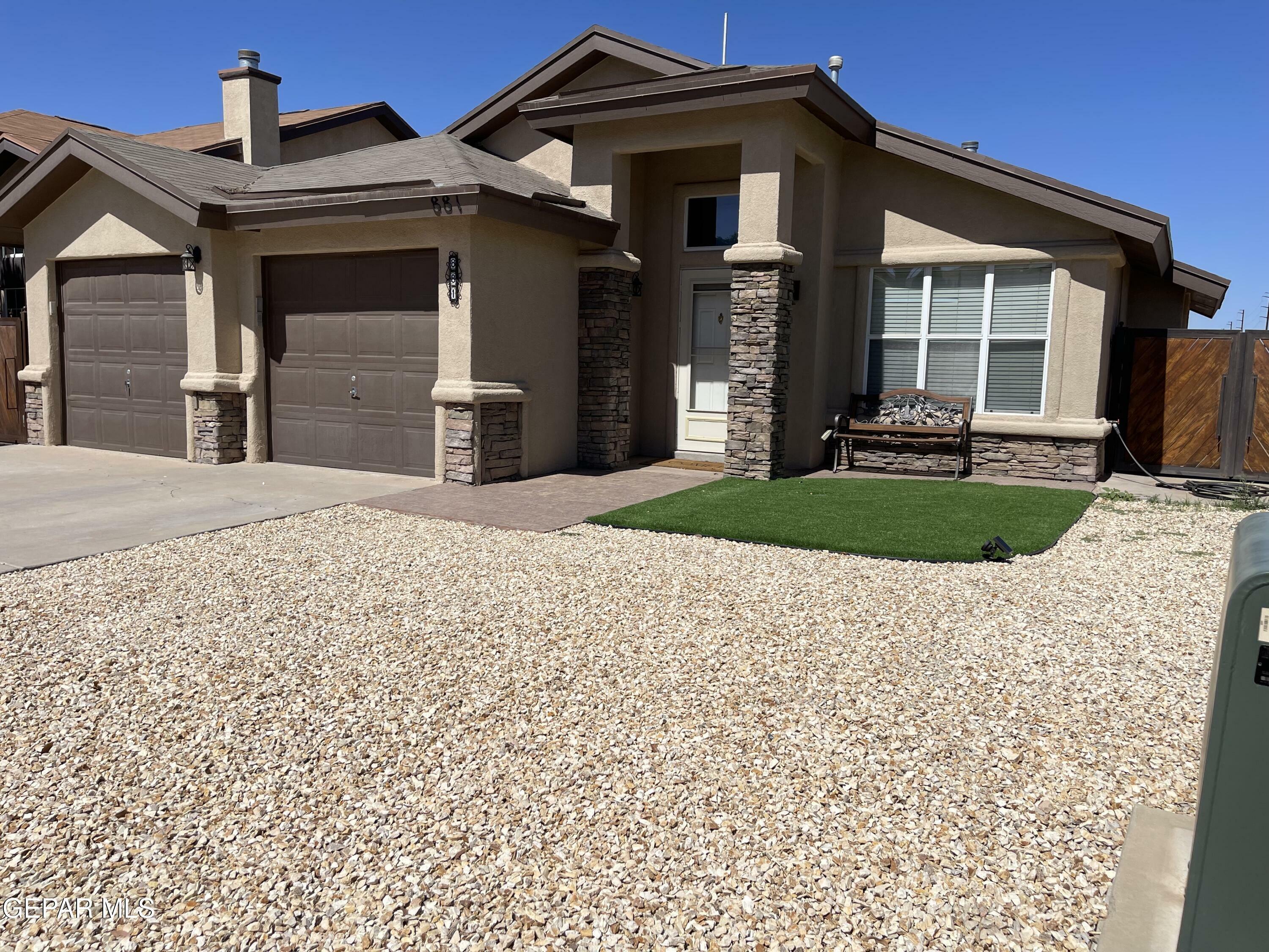 Property Photo: 881 Dakota River Avenue TX 79932