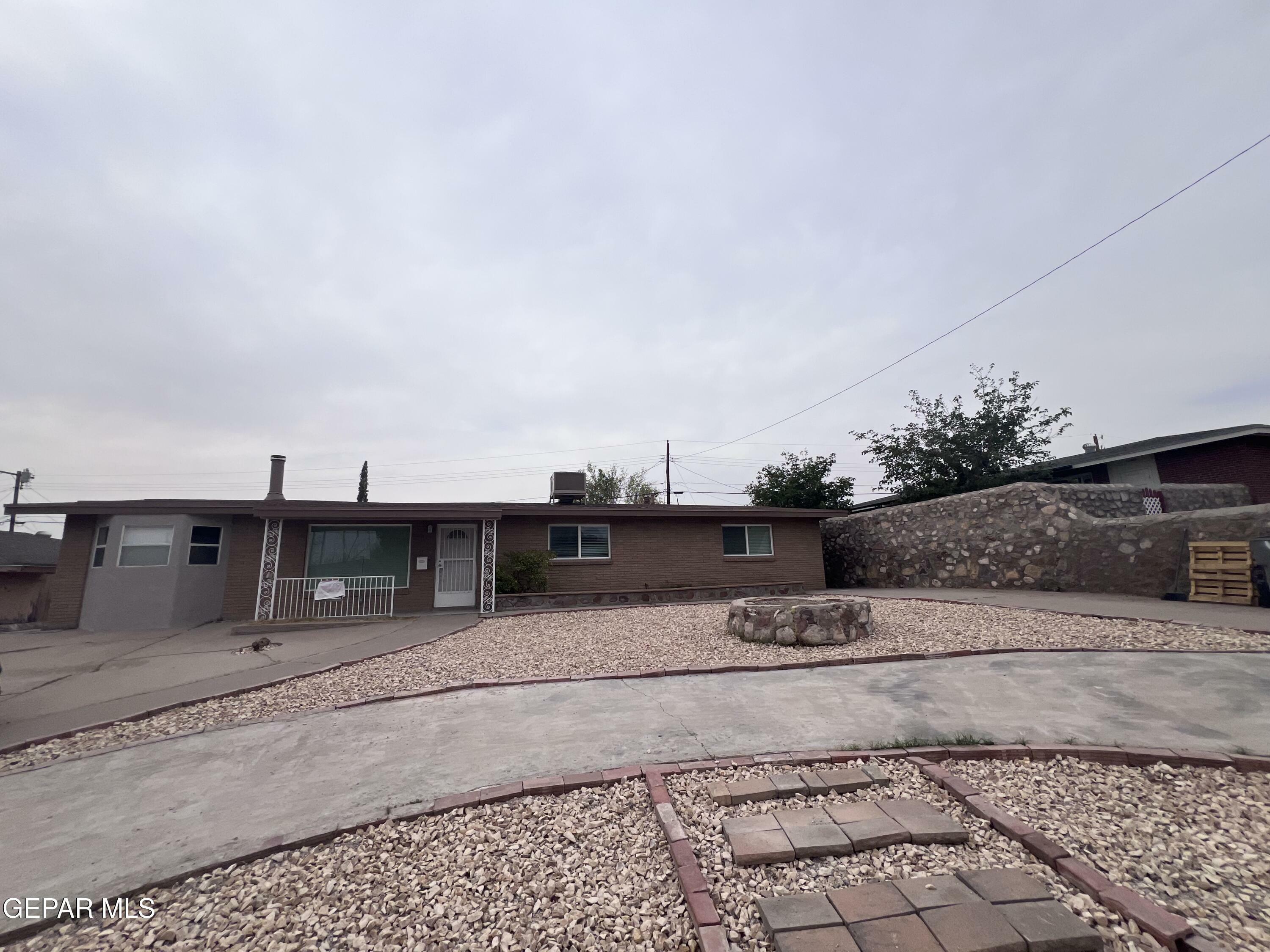 318 Olivia Circle  El Paso TX 79912 photo