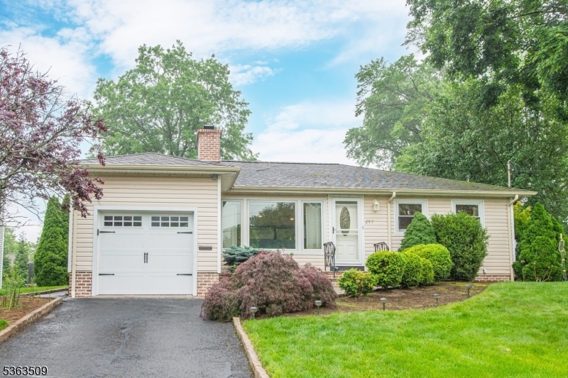 Property Photo: 297 Northview Ter NJ 07081
