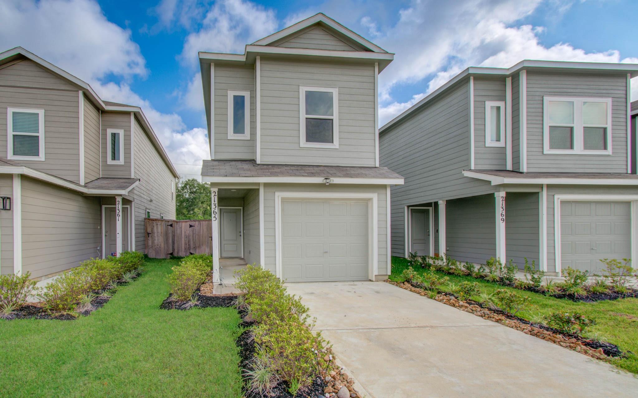 Property Photo: 21365 Carosella Drive TX 77357