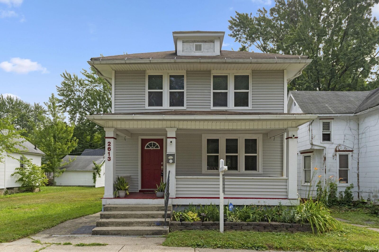 Property Photo: 2613 Indiana Avenue IN 46807
