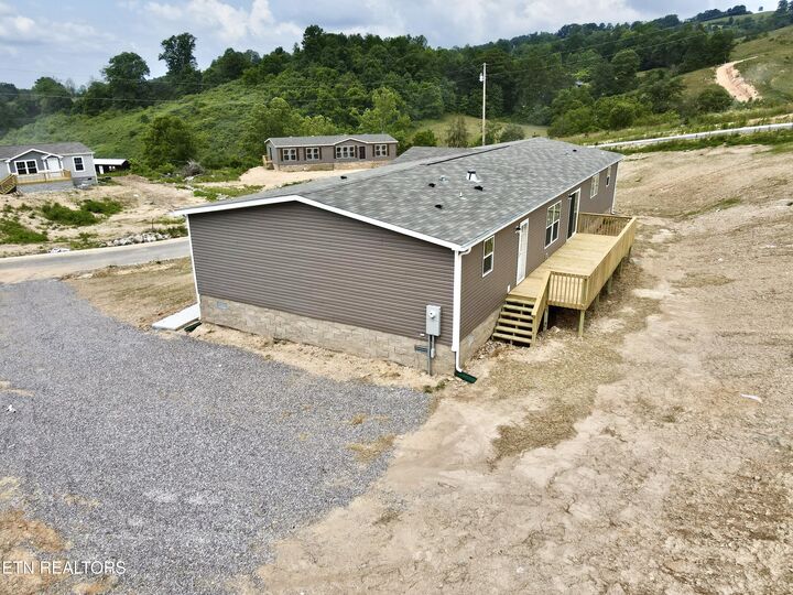 Property Photo: 320 Perkey Way TN 37825