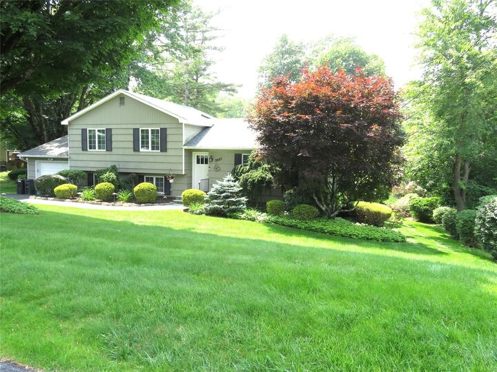 Property Photo: 2485 Pine Grove Court NY 10598