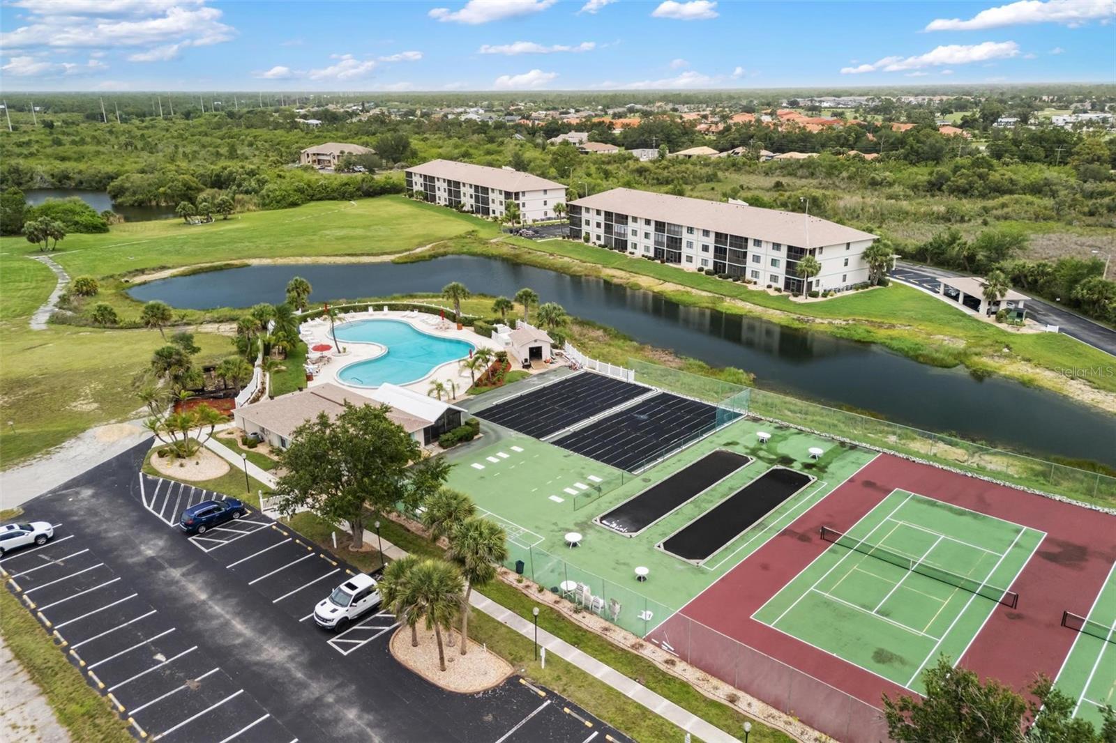 Property Photo: 175 Kings Highway 625 FL 33983