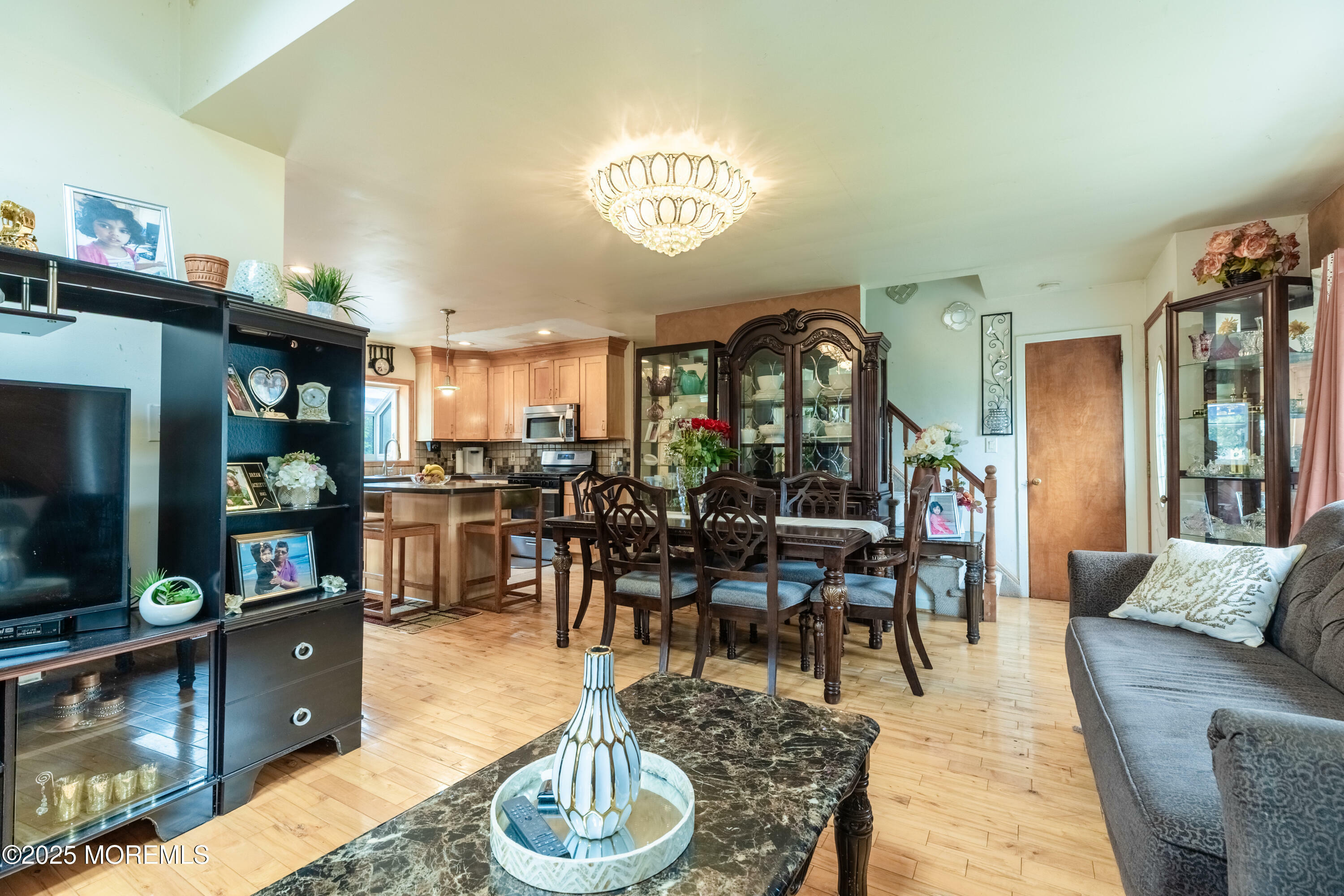 Property Photo: 8 Dale Road NJ 08816