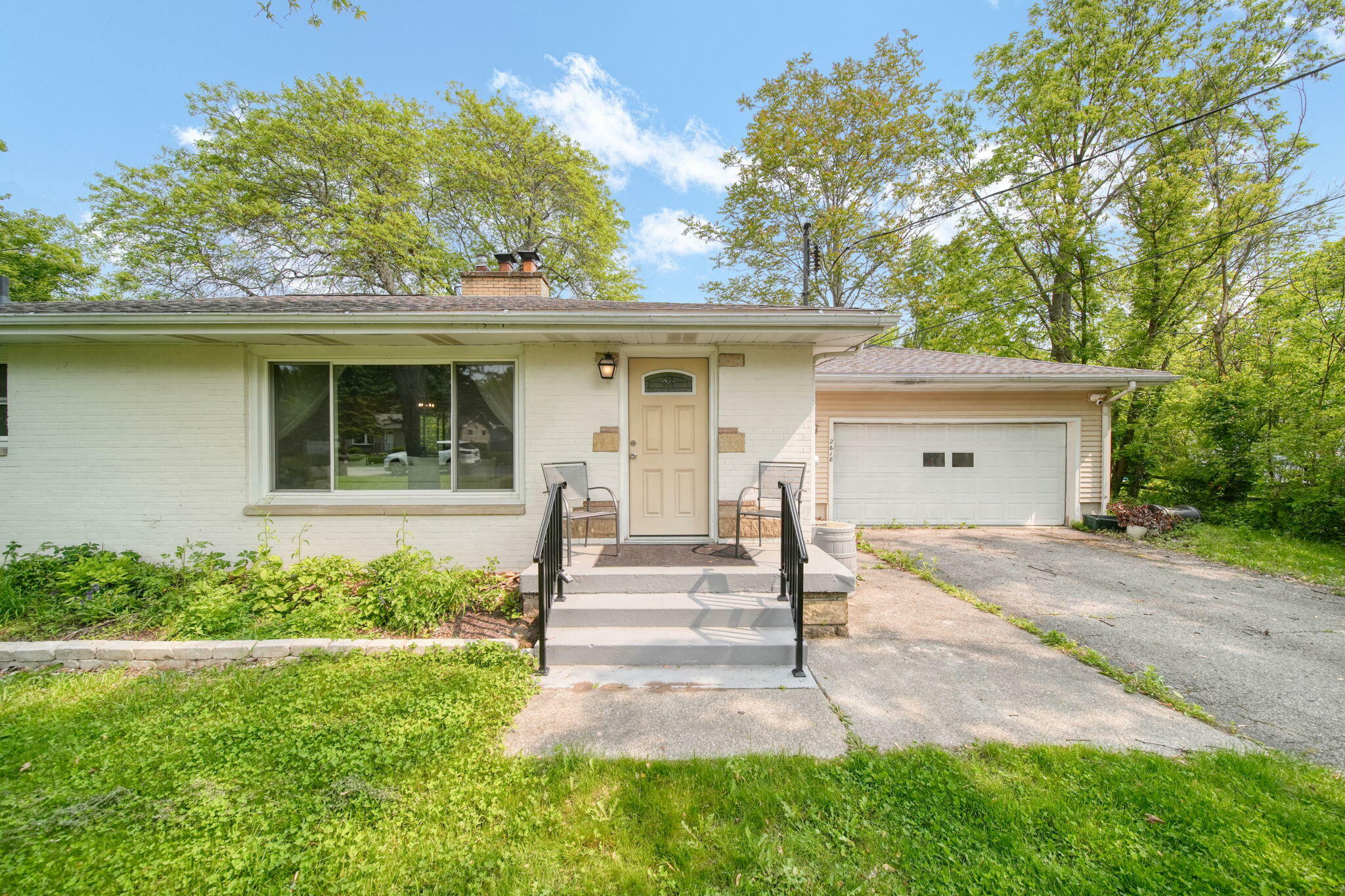 Property Photo: 2618 Greencliff Drive MI 48823
