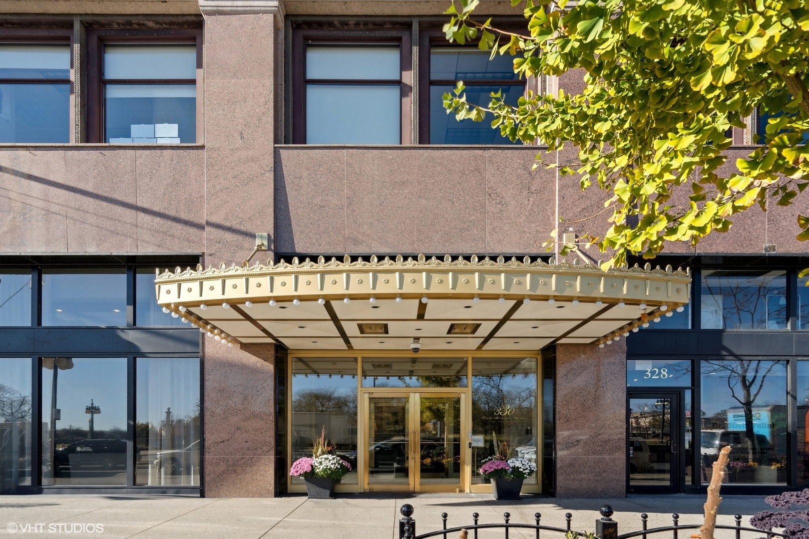 Property Photo: 330 S Michigan Avenue 1607 IL 60604