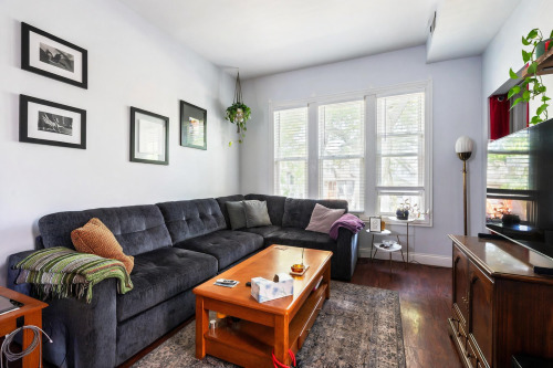 Property Photo: 3137 N Monticello Avenue IL 60618