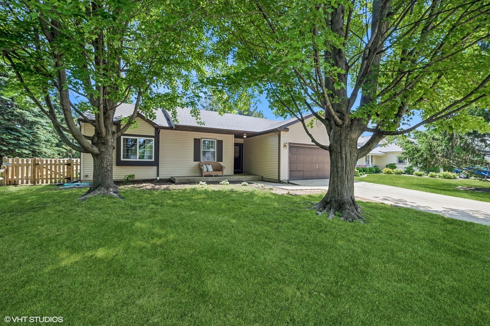 204 Barnwood Trail  McHenry IL 60050 photo