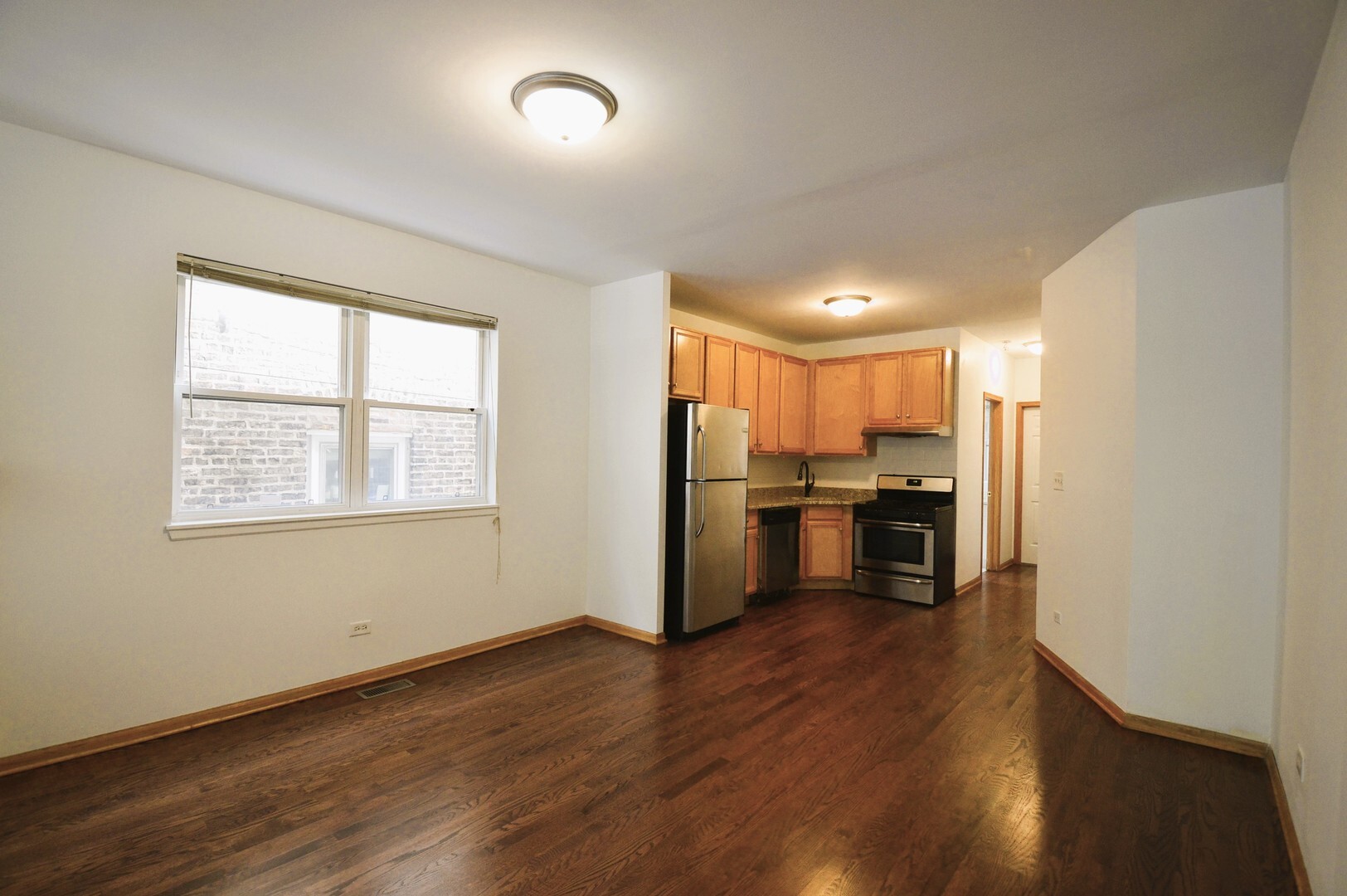 Property Photo: 1319 N Campbell Avenue 1 IL 60622