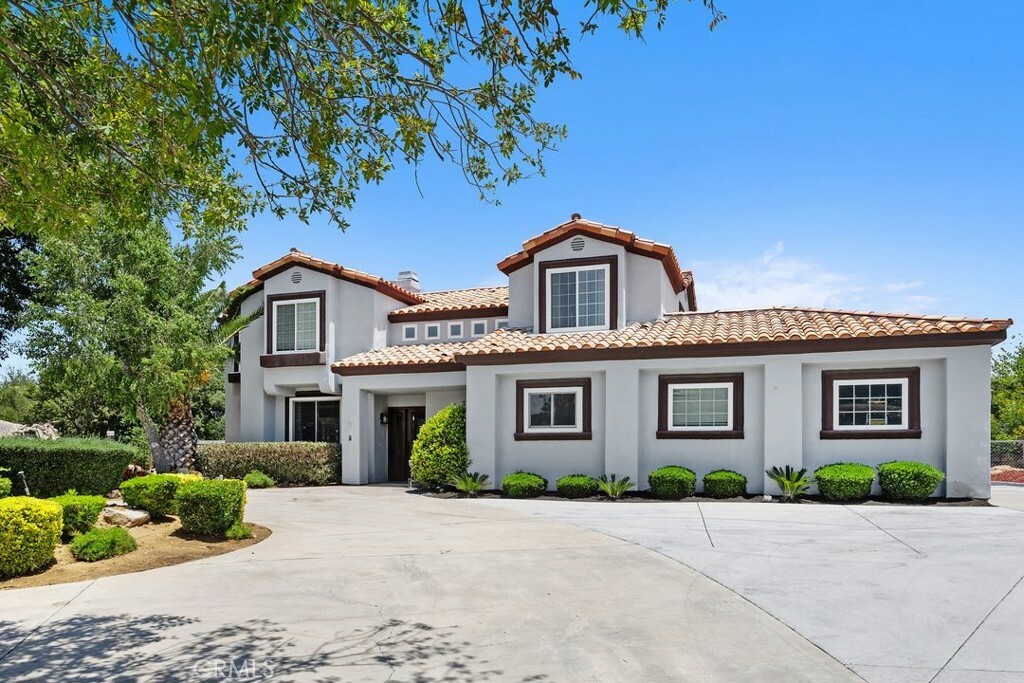 41350 Calle Bandido  Murrieta CA 92562 photo