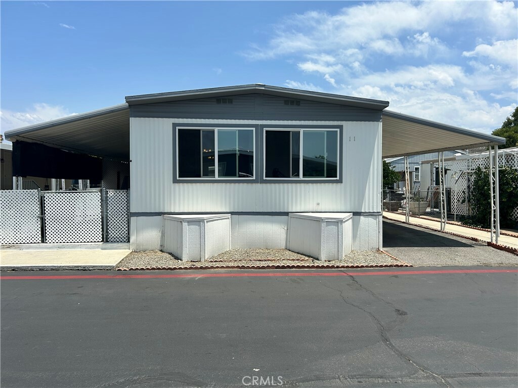 Property Photo: 1455 S State Street 111 CA 92543