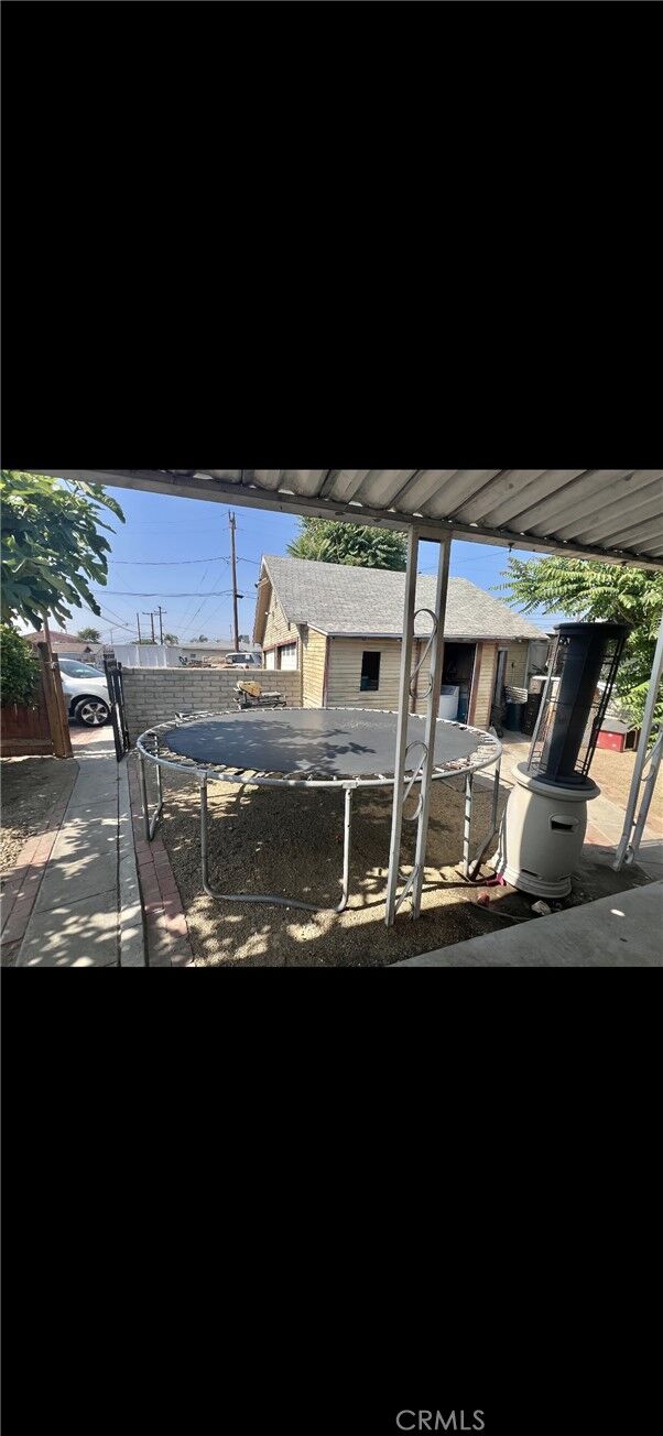 Property Photo:  813 E D Street  CA 92324 