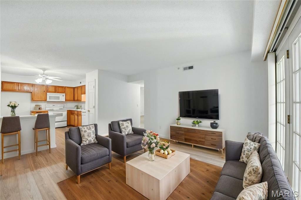 Property Photo: 3425 Country Stone Manor Drive G MO 63088