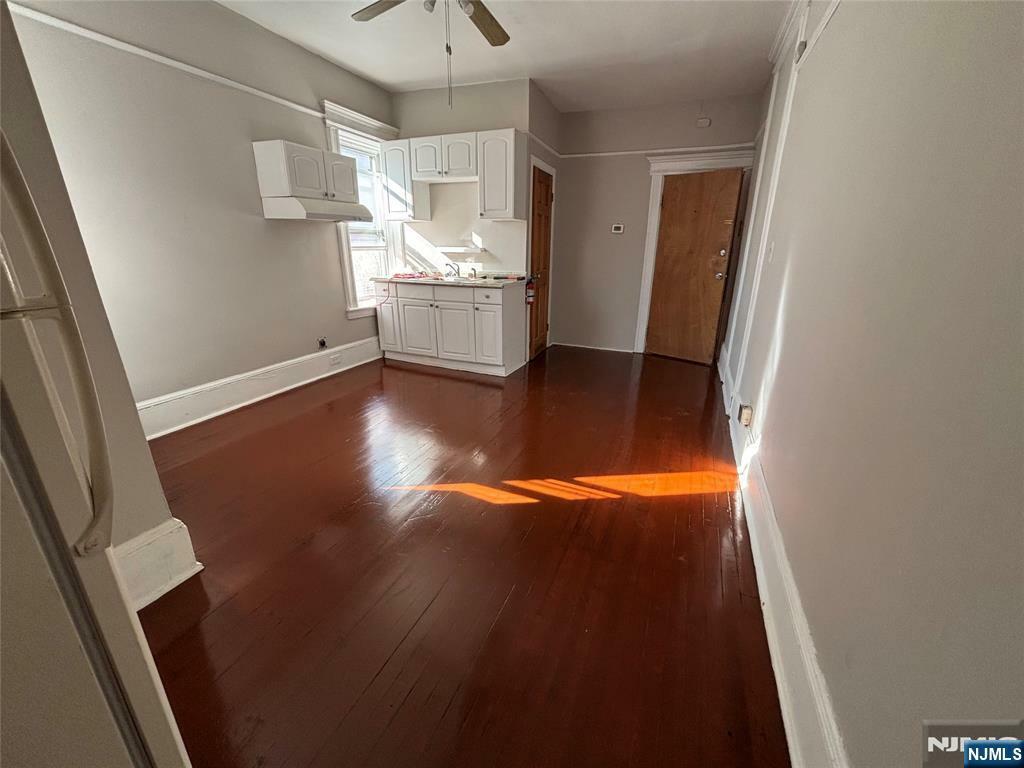 Property Photo:  503 Van Houten Avenue 2  NJ 07055 