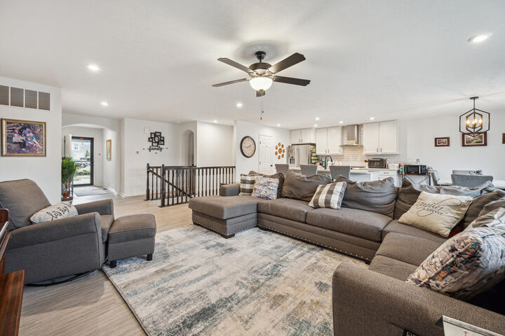 Property Photo:  4588 Donegal Avenue  KY 41091 