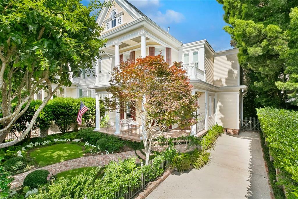 Property Photo: 1907 Octavia Street LA 70115