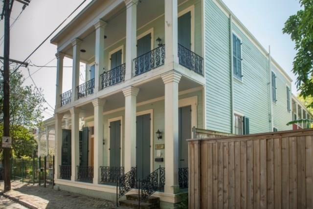 Property Photo: 2217 Laurel Street 2 LA 70130