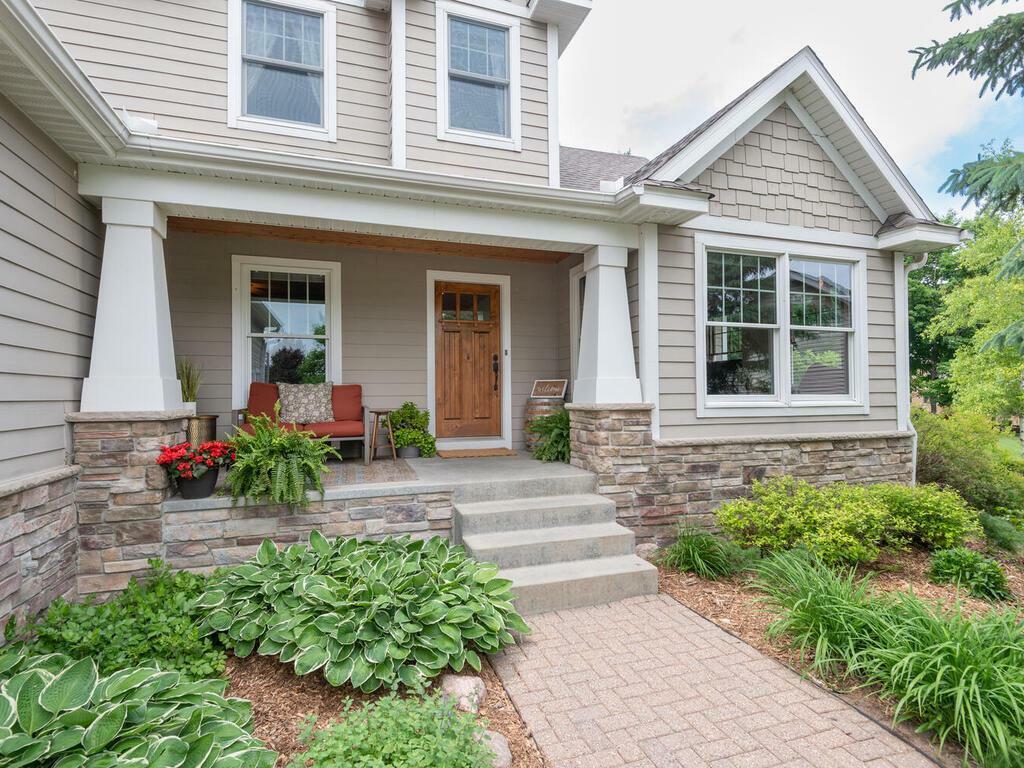 Property Photo:  1776 Lockridge Court  MN 55387 