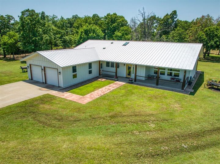 Property Photo: 25190 Drummond Curve OK 74873