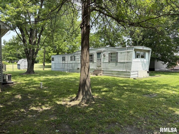 Property Photo: 1606 &Amp 1608 W Faust Street IL 62959