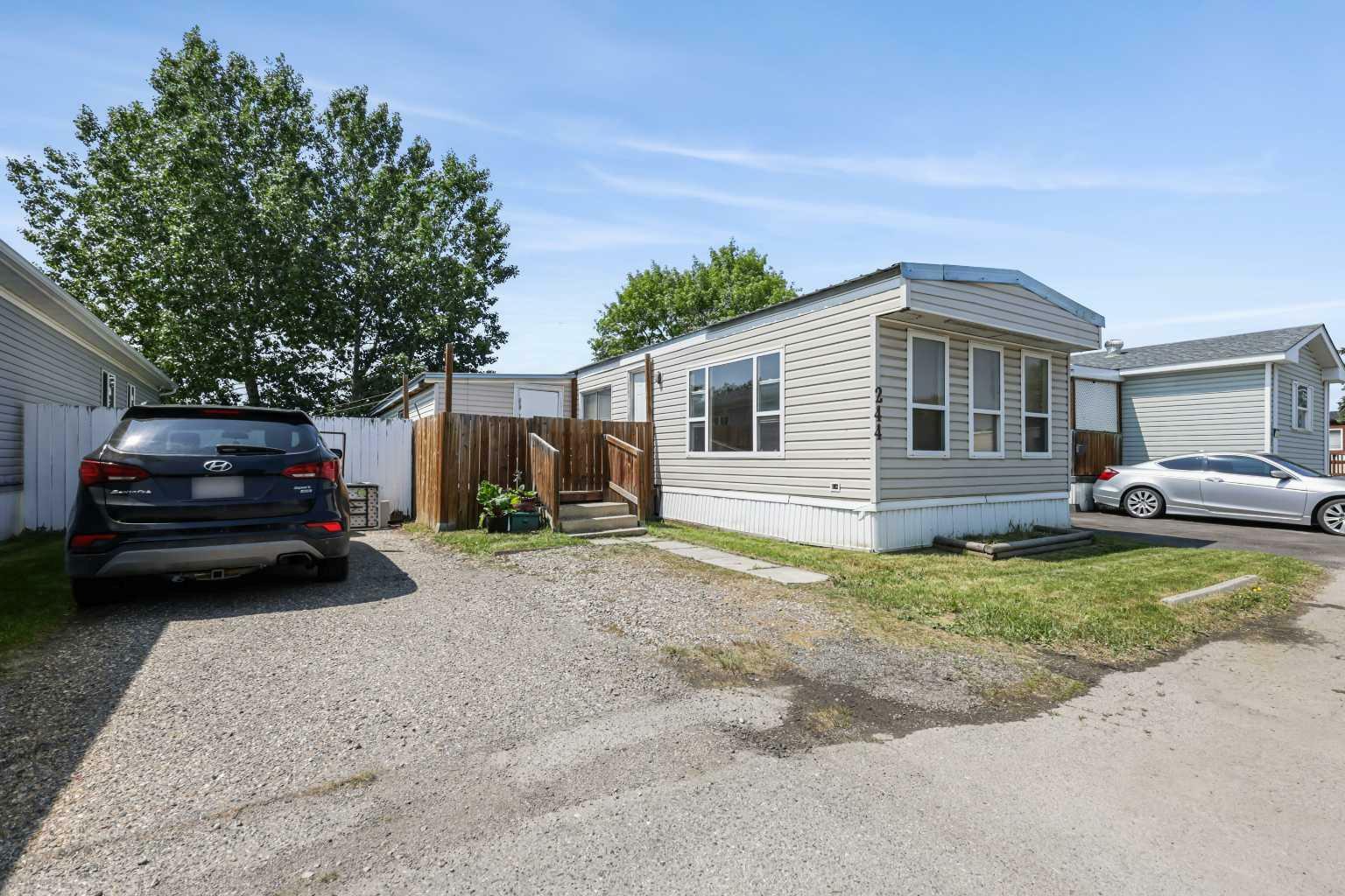 Property Photo: 6220 17 Avenue SE 244 AB T2A 0W6