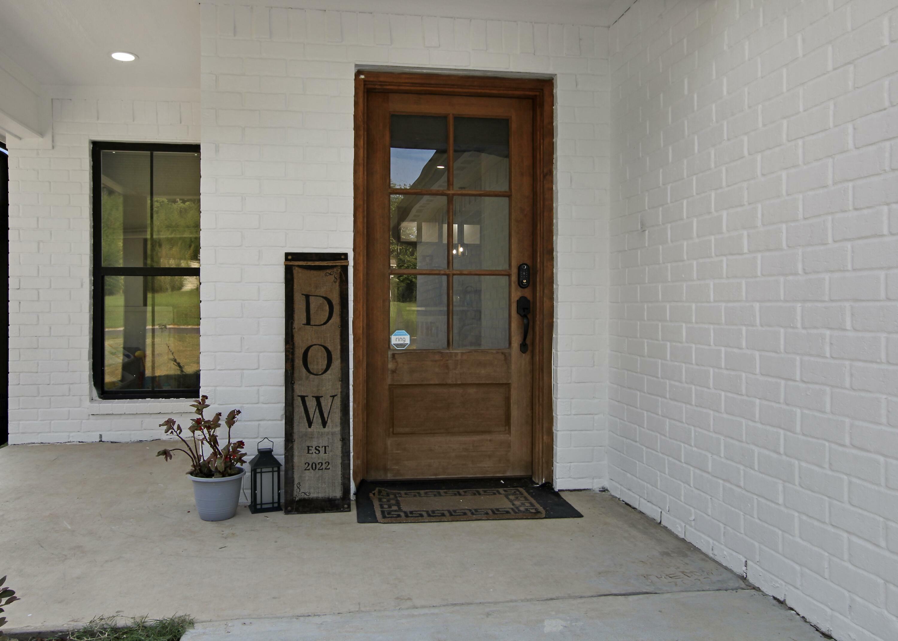 Property Photo: 1007 S 10th St LA 71446