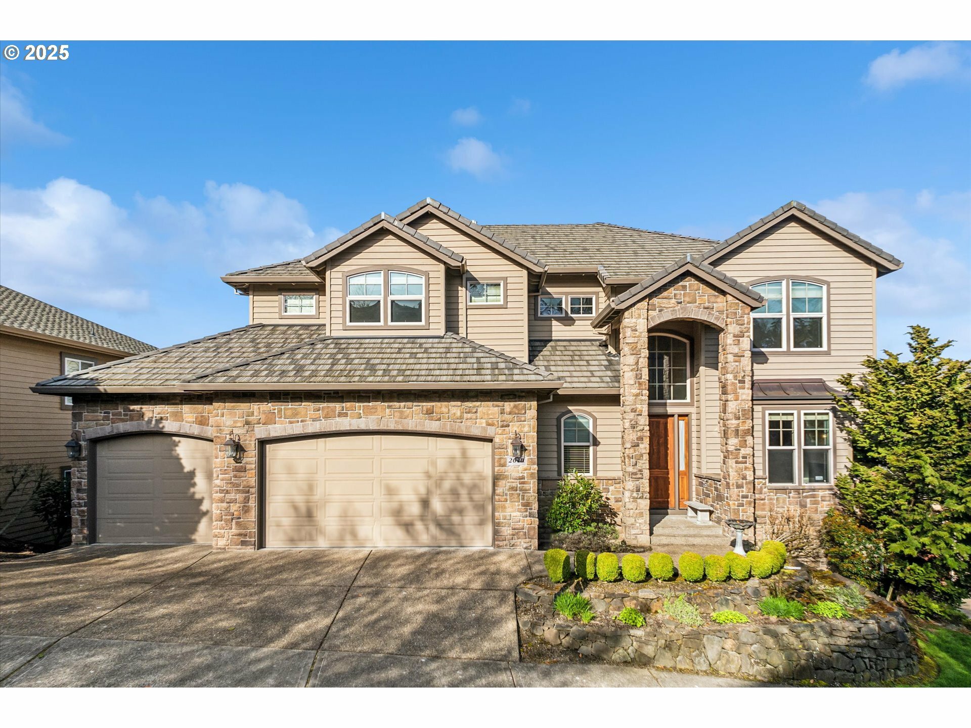 Property Photo: 2640 NW Birkendene St OR 97229