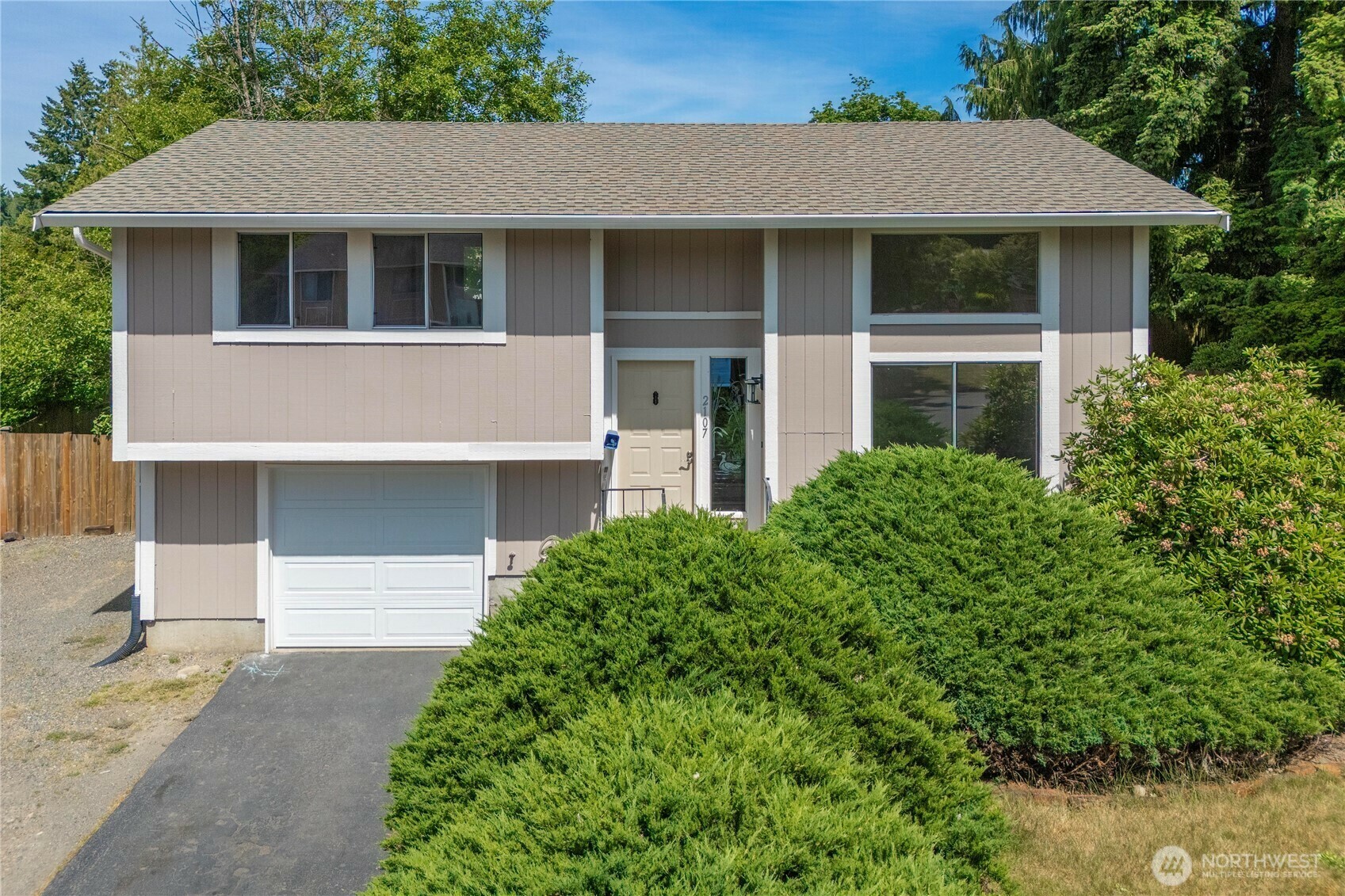 Property Photo: 2107 25th Avenue SE WA 98374
