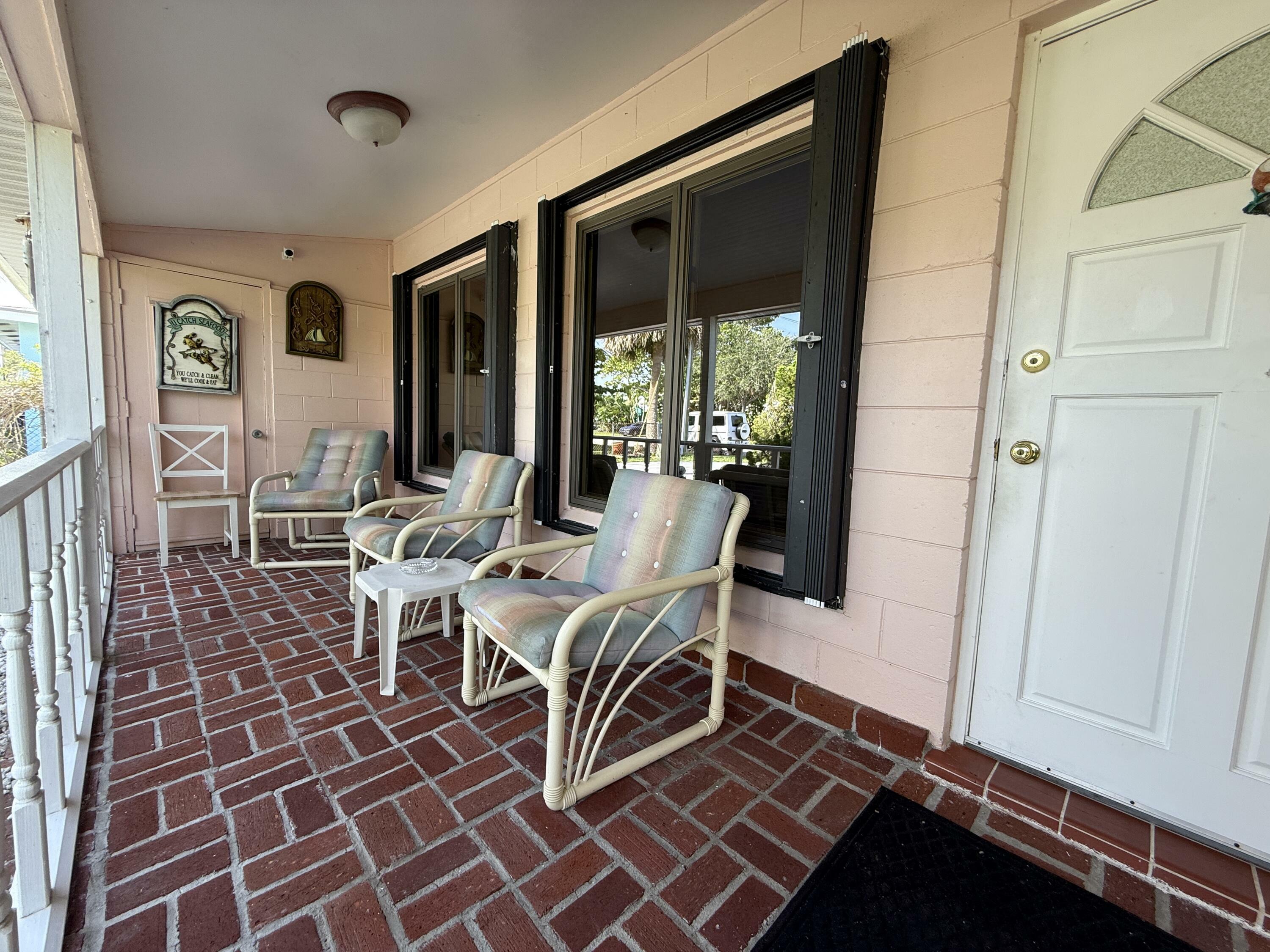 Property Photo: 1810 Eucalyptus Avenue FL 34949