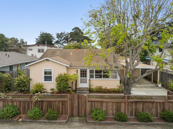 525 Laverne Avenue  Aptos CA 95003 photo