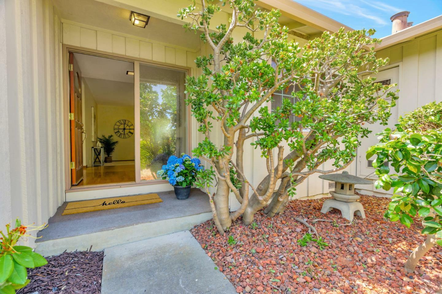 Property Photo: 1132 Reynella Court CA 94087