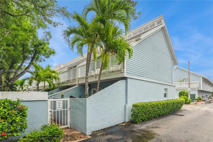 798 Crandon Blvd 55-B  Key Biscayne FL 33149 photo