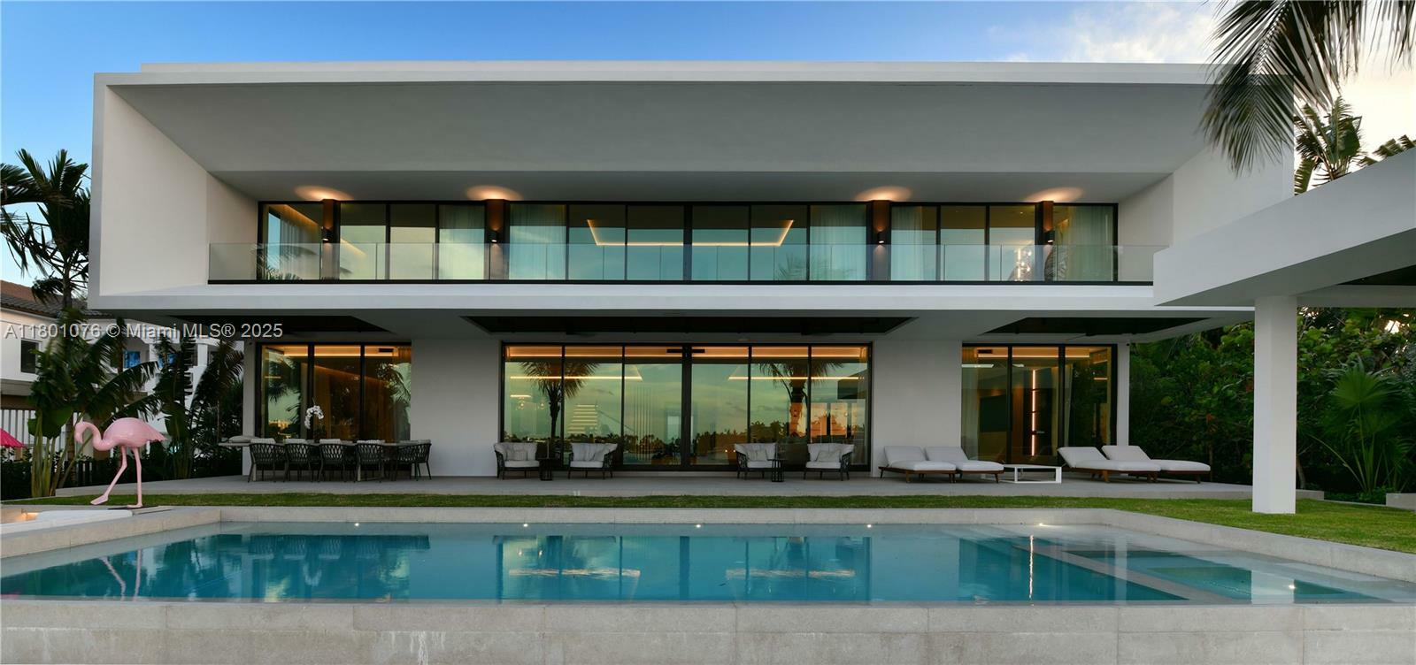 Property Photo: 375 N Hibiscus Dr FL 33139