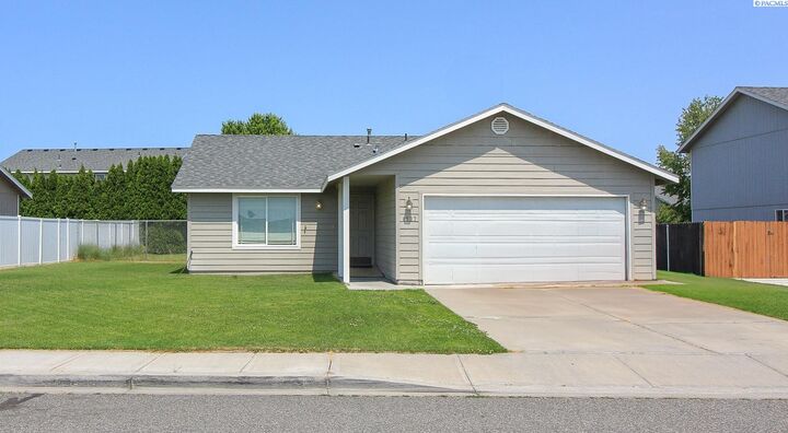 Property Photo:  8408 Studebaker Drive  WA 99301 