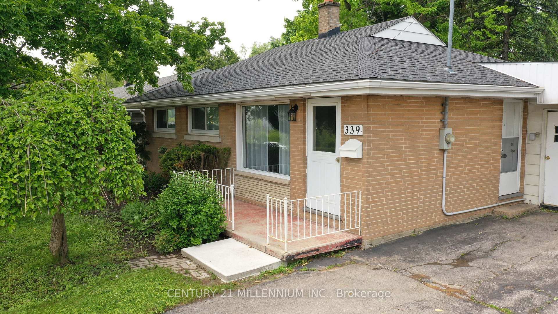 Property Photo: 339 Broadway N/A ON L9W 1L5