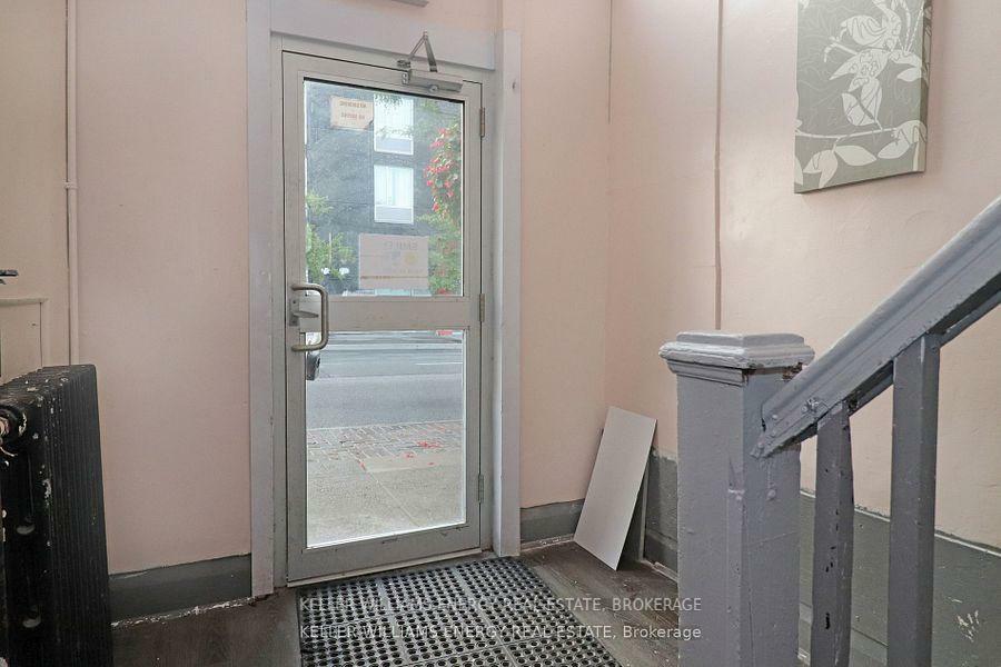 Property Photo: 84 Simcoe Street N 2 ON L1G 4S2
