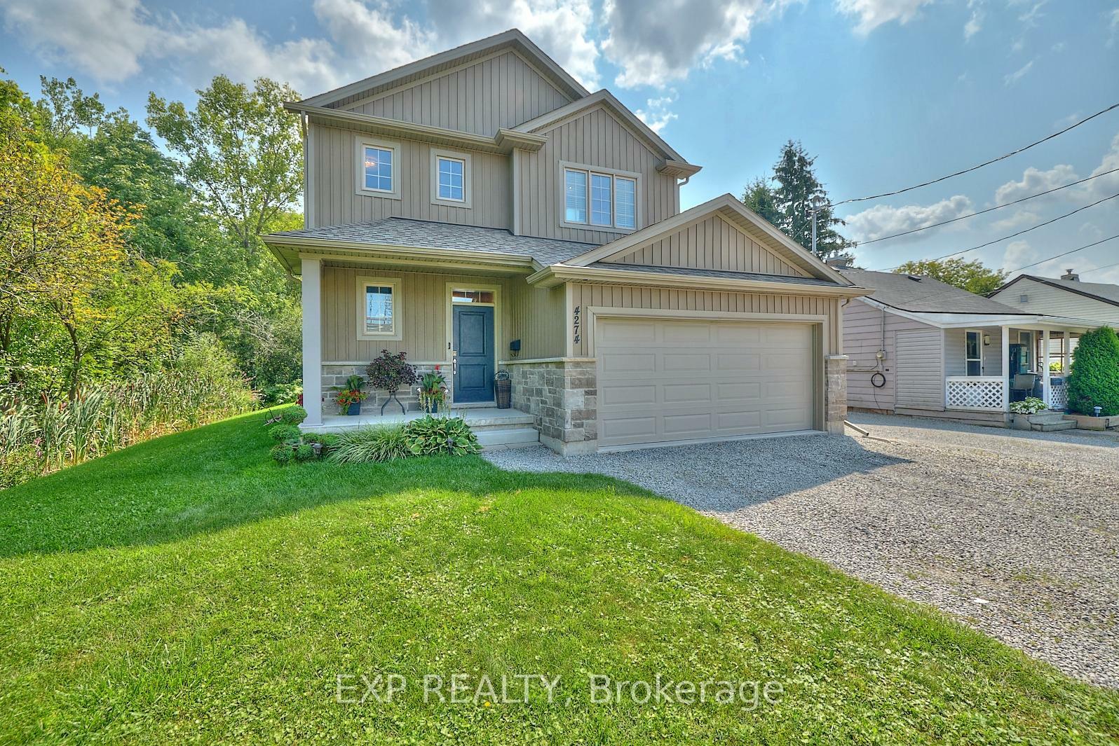 Property Photo: 4274 Sixth Avenue ON L2E 4S8